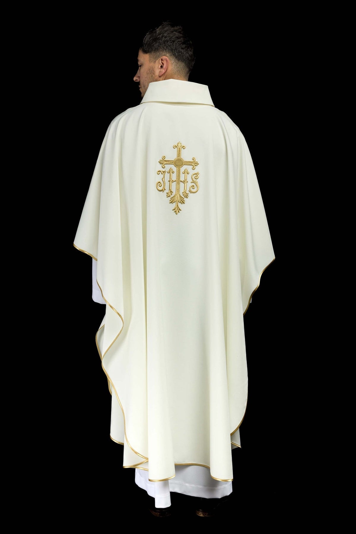 Ornat Liturgiczny Ecru Złoty Krzyż IHS - Elegancki Haft - SZATYLITURGICZNE.PL