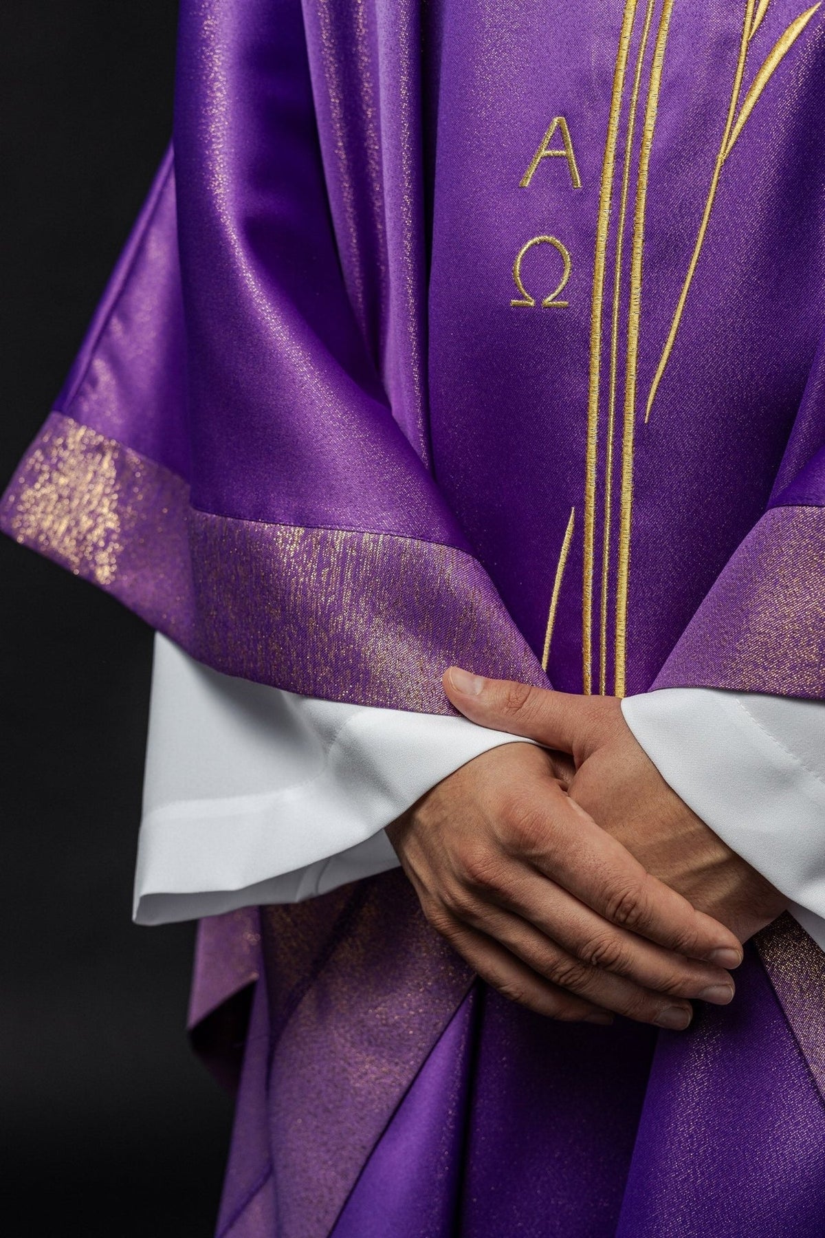 Ornat Liturgiczny Fioletowy z Krzyżem i Kłosem - Polska Produkcja - SZATYLITURGICZNE.PL