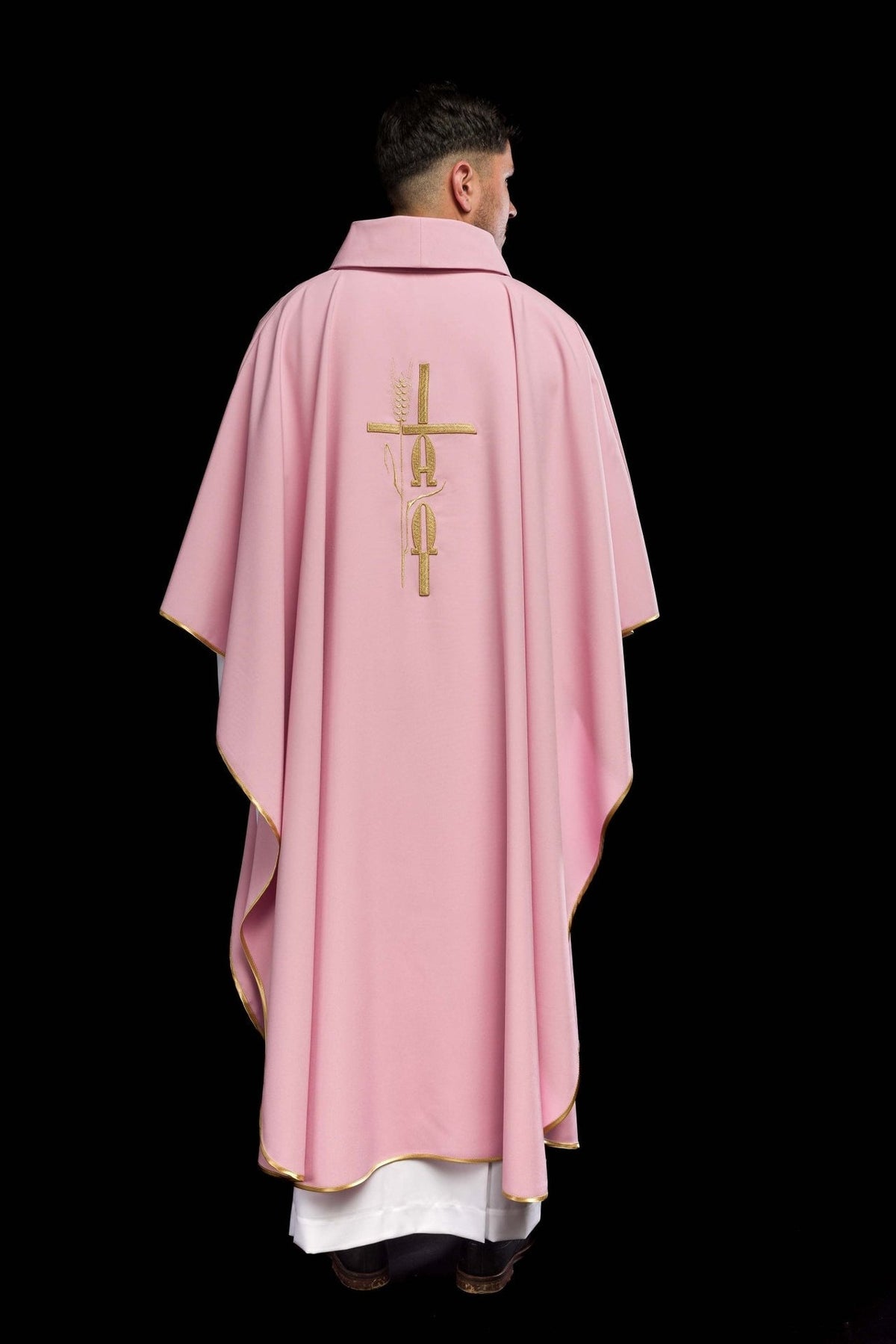 Ornat Liturgiczny Różowy Krzyż i IHS Złoty Haft - Polski Produkt - SZATYLITURGICZNE.PL