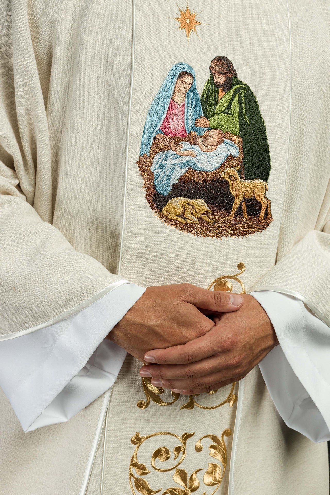 Ornat Liturgiczny Święta Rodzina Haftowany - Naturalna Tkanina PE - SZATYLITURGICZNE.PL