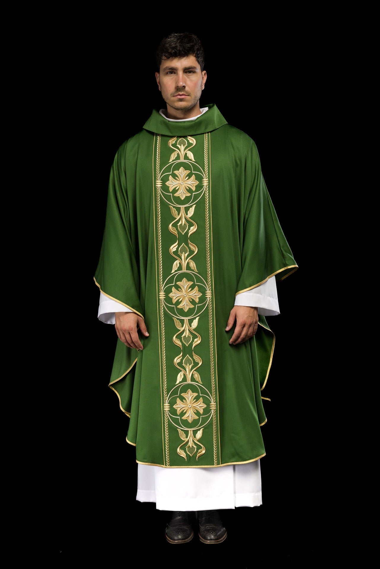 Ornat Liturgiczny Zielony Haftowany Rozeta - Polski Producent - SZATYLITURGICZNE.PL