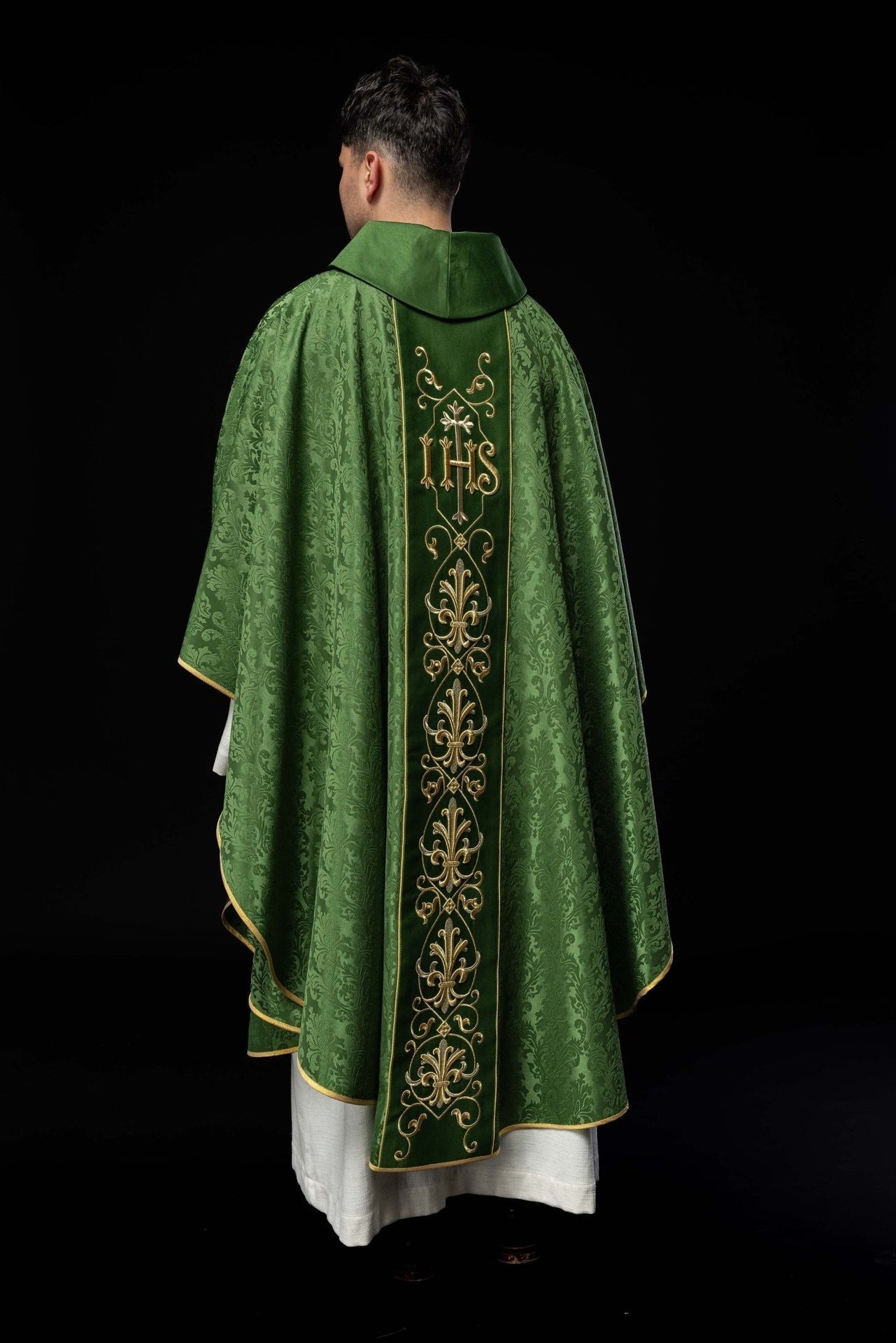 Ornat Liturgiczny Zielony IHS Haftowany - Polska Produkcja - SZATYLITURGICZNE.PL