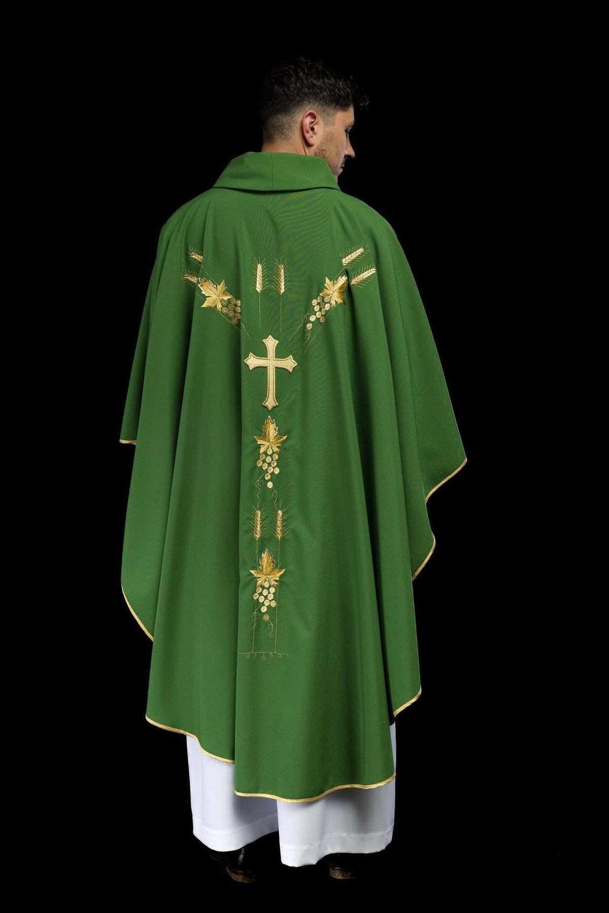 Ornat Liturgiczny Zielony IHS Winogrona Złoty Haft - SZATYLITURGICZNE.PL