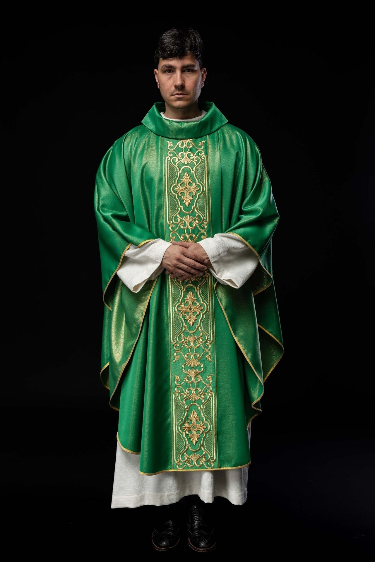 Ornat Liturgiczny Zielony z Haftem Eucharystycznym - Złote Nici - SZATYLITURGICZNE.PL