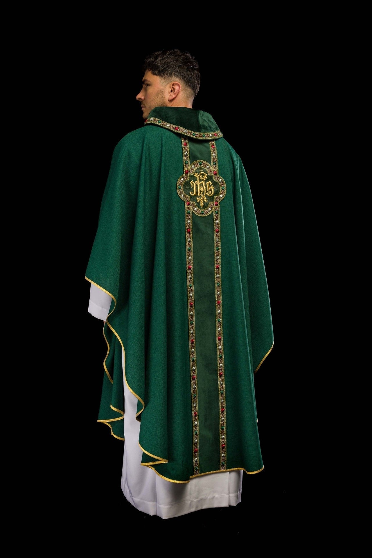 ornat liturgiczny zielony z haftem IHS - pas i lamówka - SZATYLITURGICZNE.PL