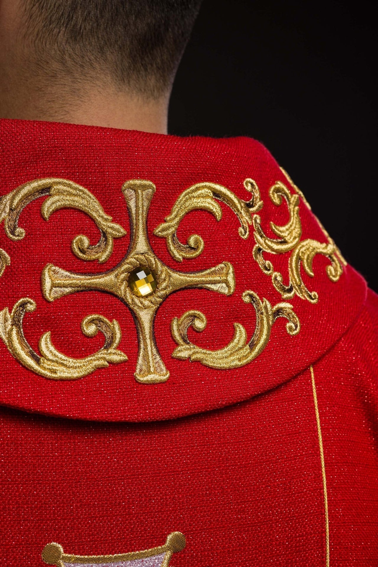 Ornat Liturgiczny Złoty Haftowany Św. Florian - Polski Producent - SZATYLITURGICZNE.PL