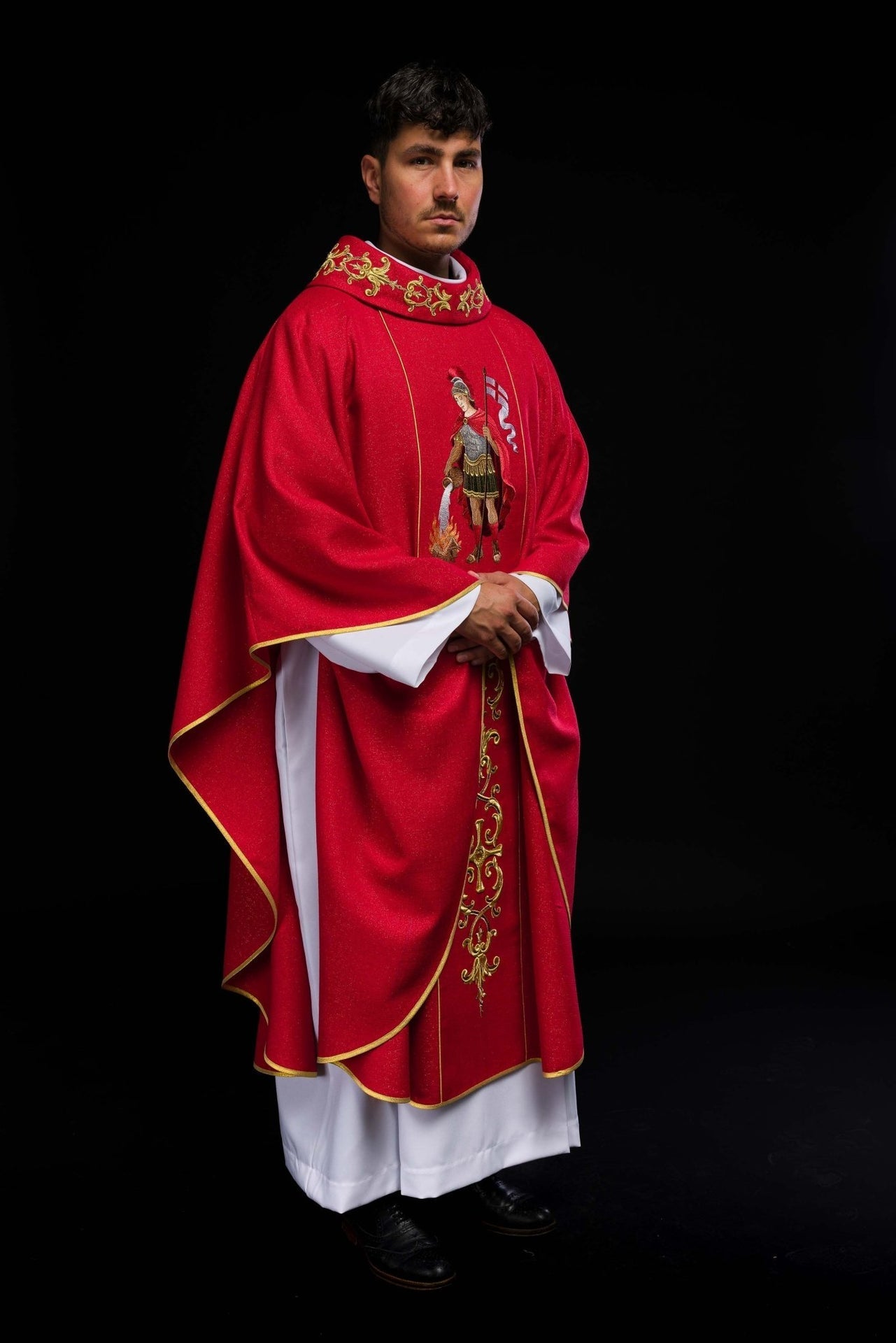 Ornat Liturgiczny Złoty Haftowany Św. Florian - Polski Producent - SZATYLITURGICZNE.PL