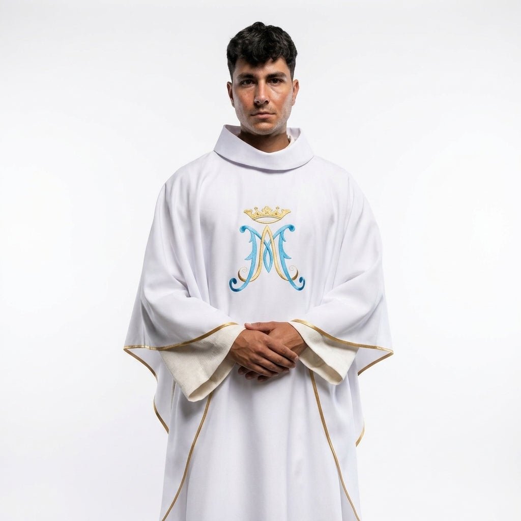 Ornat Maryjny Biały Haftowany Złotem - Szaty Liturgiczne - SZATYLITURGICZNE.PL