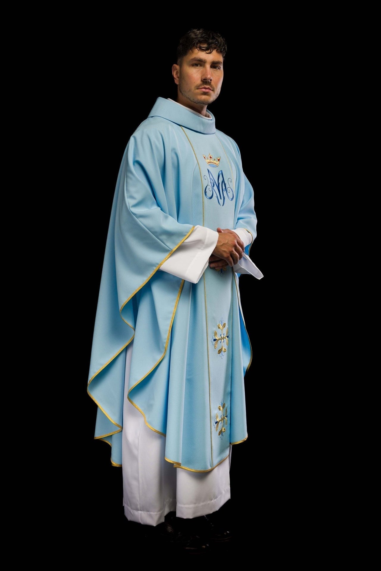 Ornat Maryjny Niebieski z Haftem - Szaty Liturgiczne - SZATYLITURGICZNE.PL