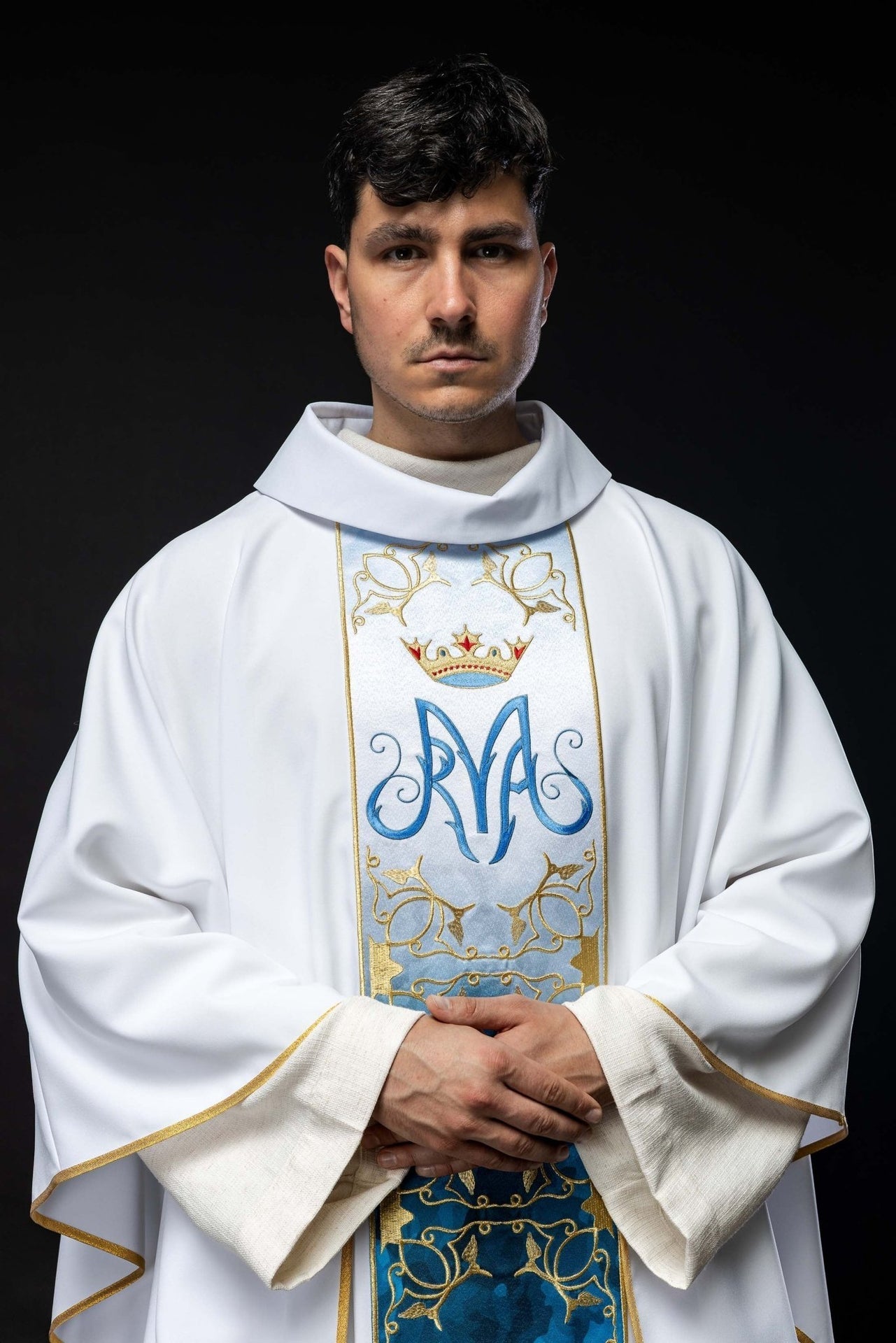 Ornat Maryjny z Haftem i Sublimacją - Szaty Liturgiczne - SZATYLITURGICZNE.PL