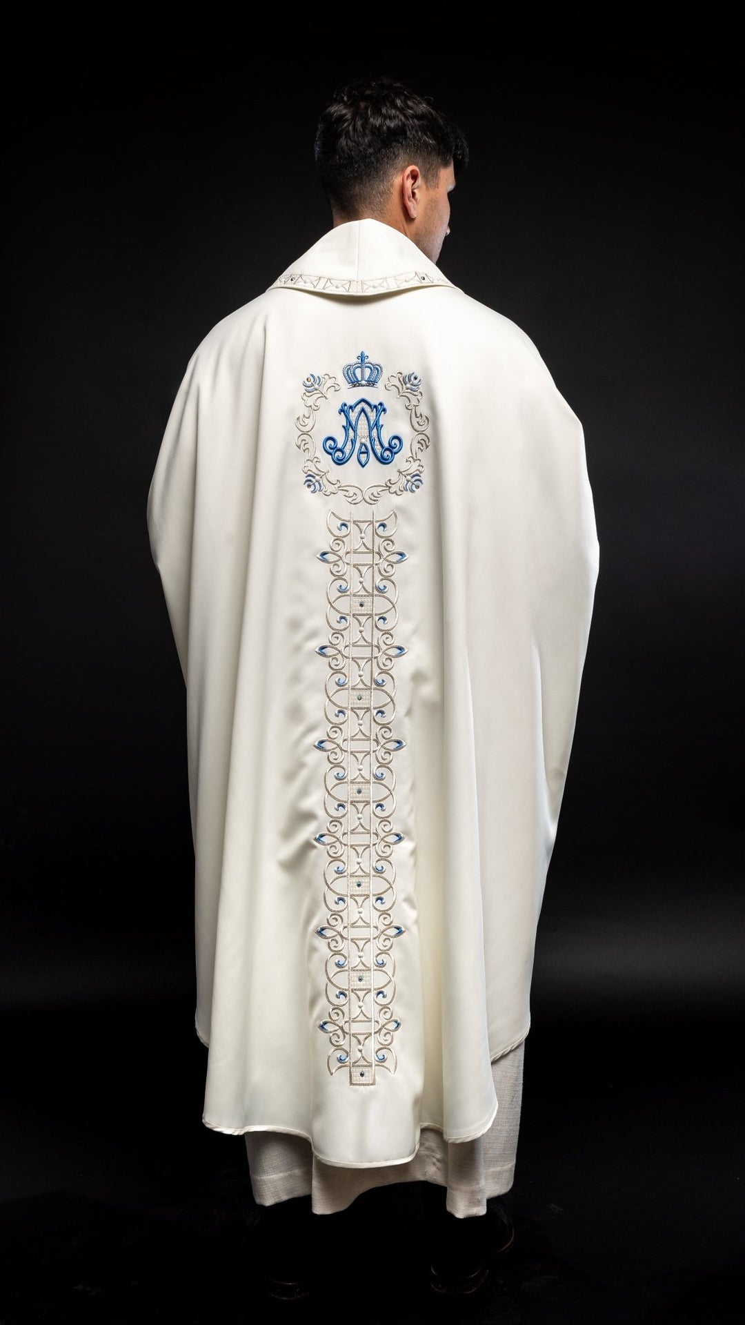 Ornat Maryjny z Haftowanym Pasem - Włoska Tkanina, Złota Lamówka - SZATYLITURGICZNE.PL