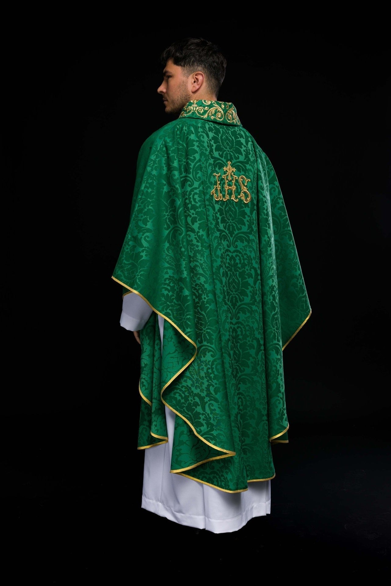 Ornat Zielony Liturgiczny IHS Złoty Haft - Polska Produkcja - SZATYLITURGICZNE.PL