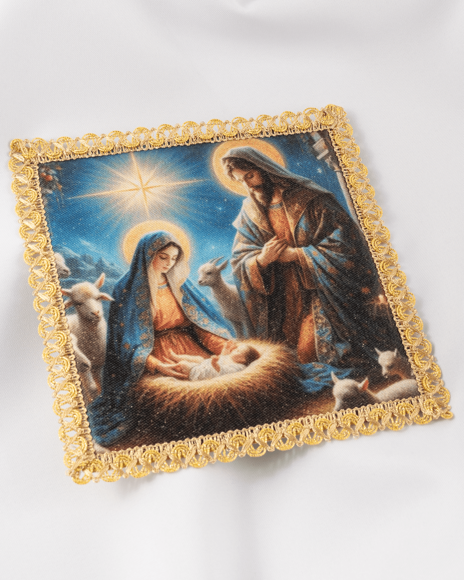 Palka Bożonarodzeniowa z wizerunkiem Świętej Rodziny - SZATYLITURGICZNE.PL