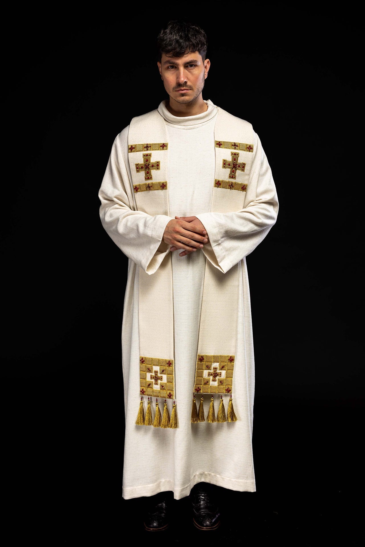 Ręcznie Robiona Stuła Liturgiczna z Kamieniami i Haftem - Handmade 2011 - SZATYLITURGICZNE.PL