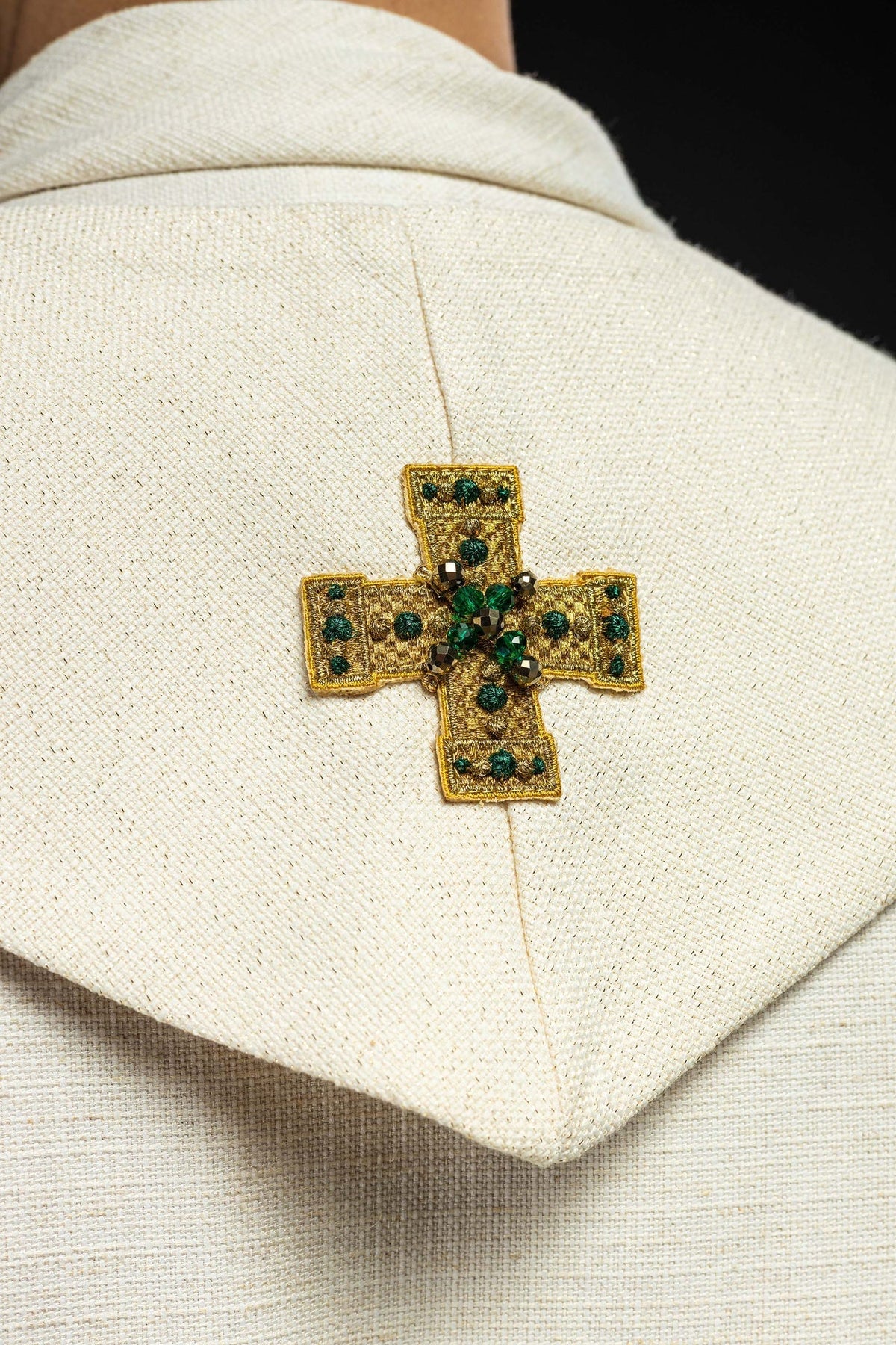 Ręcznie Robiona Stuła z Kamieniami i Złotą Nicią - Handmade 2013 - SZATYLITURGICZNE.PL