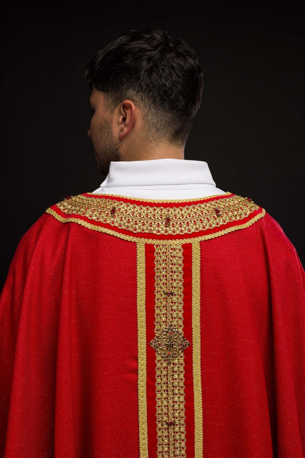 Ręcznie Robiony Ornat z Kamieniami Naturalnymi - Handmade 7001 - SZATYLITURGICZNE.PL
