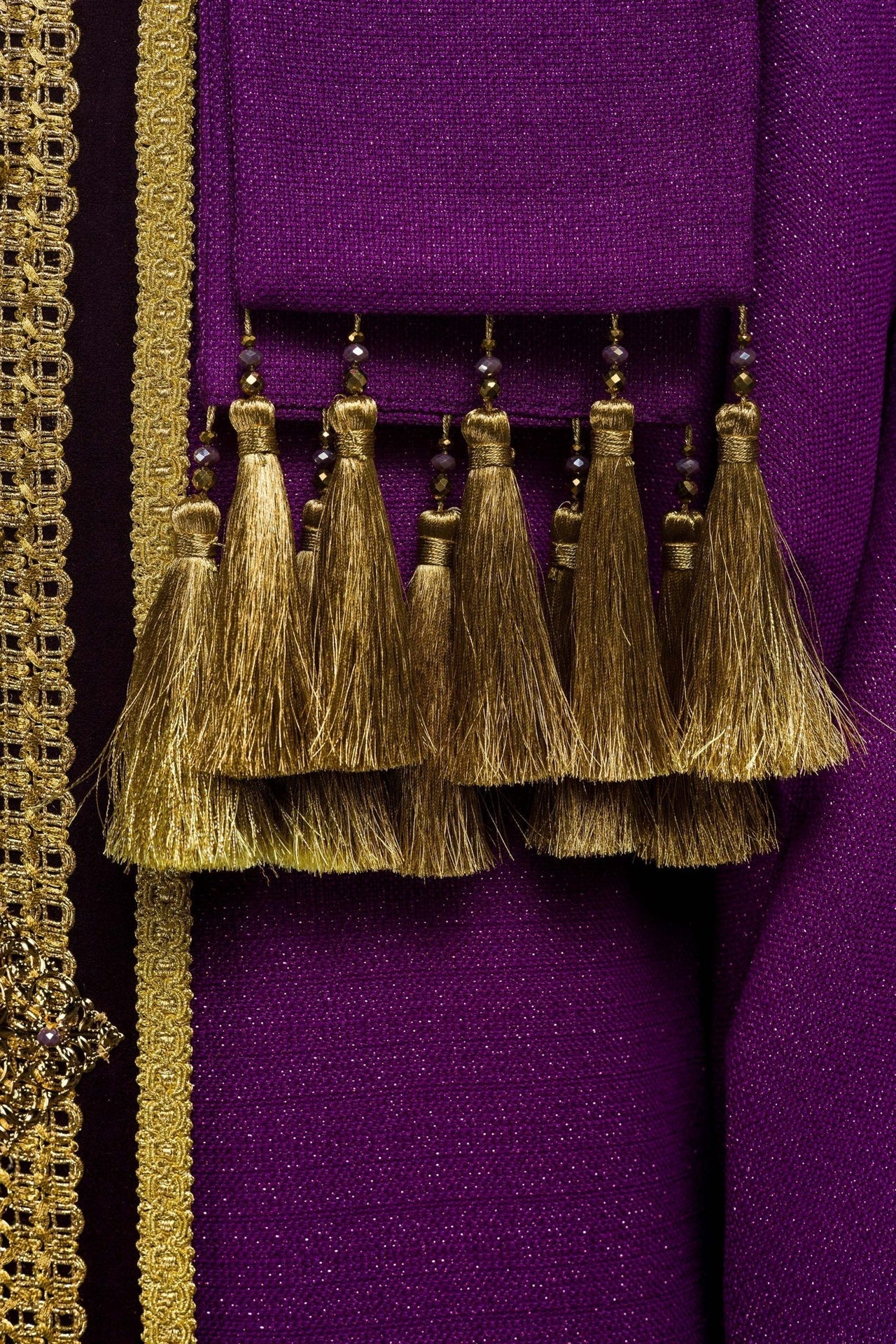 Ręcznie Robiony Ornat z Kamieniami Naturalnymi - Kolekcja Handmade 7001 - SZATYLITURGICZNE.PL
