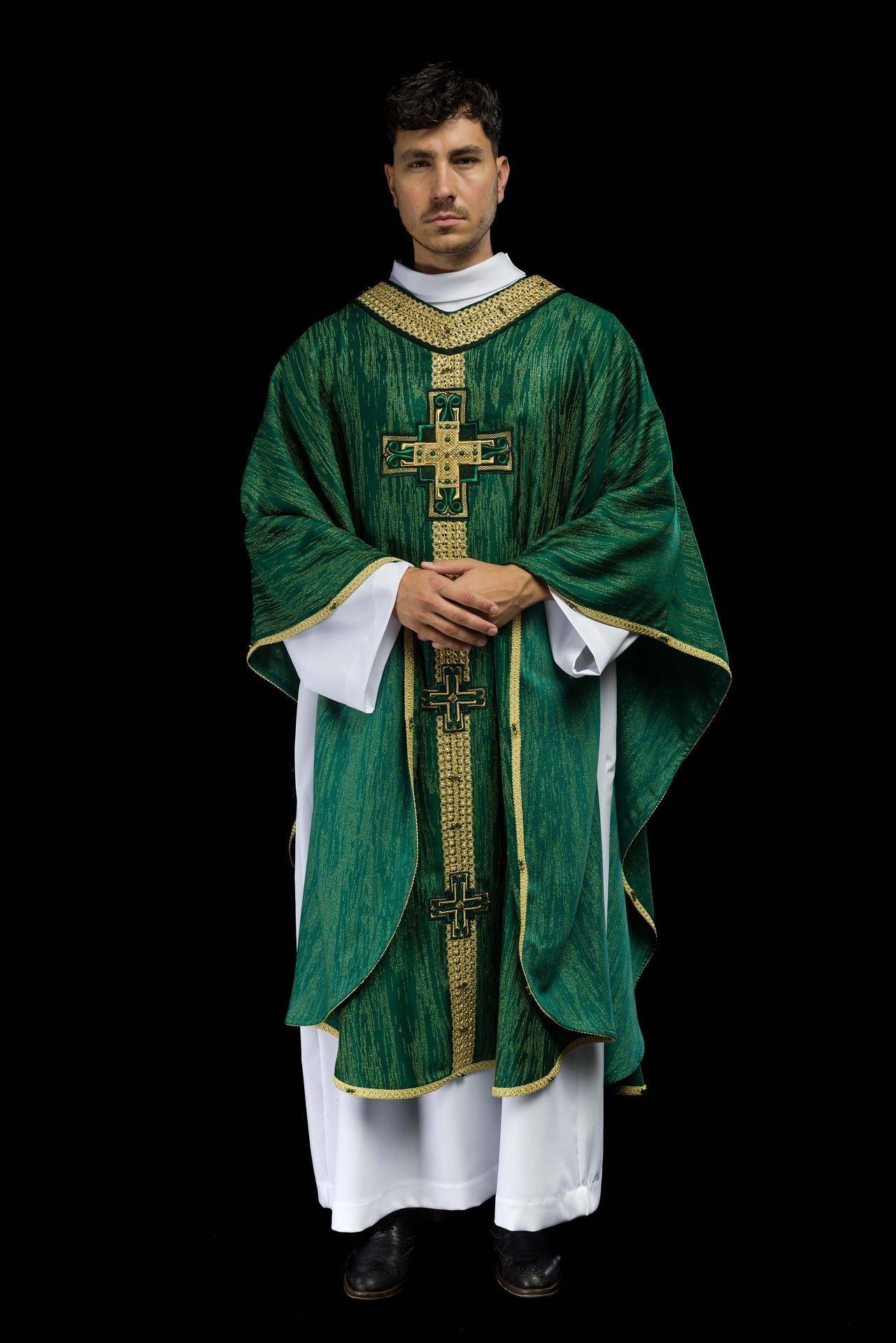 Ręcznie Robiony Ornat z Kamieniami Naturalnymi - Zielony Handmade 7015 - SZATYLITURGICZNE.PL