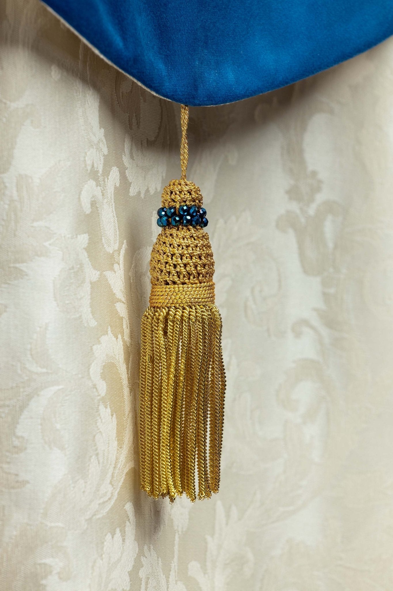 Ręcznie wykonana kapa maryjna z naturalnymi kamieniami Handmade 3006 - SZATYLITURGICZNE.PL