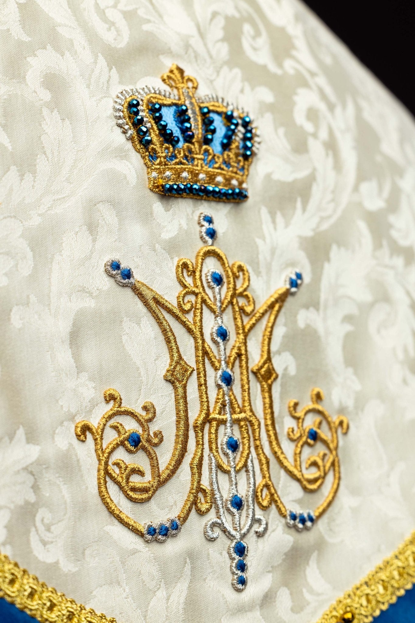 Ręcznie wykonana kapa maryjna z naturalnymi kamieniami Handmade 3006 - SZATYLITURGICZNE.PL