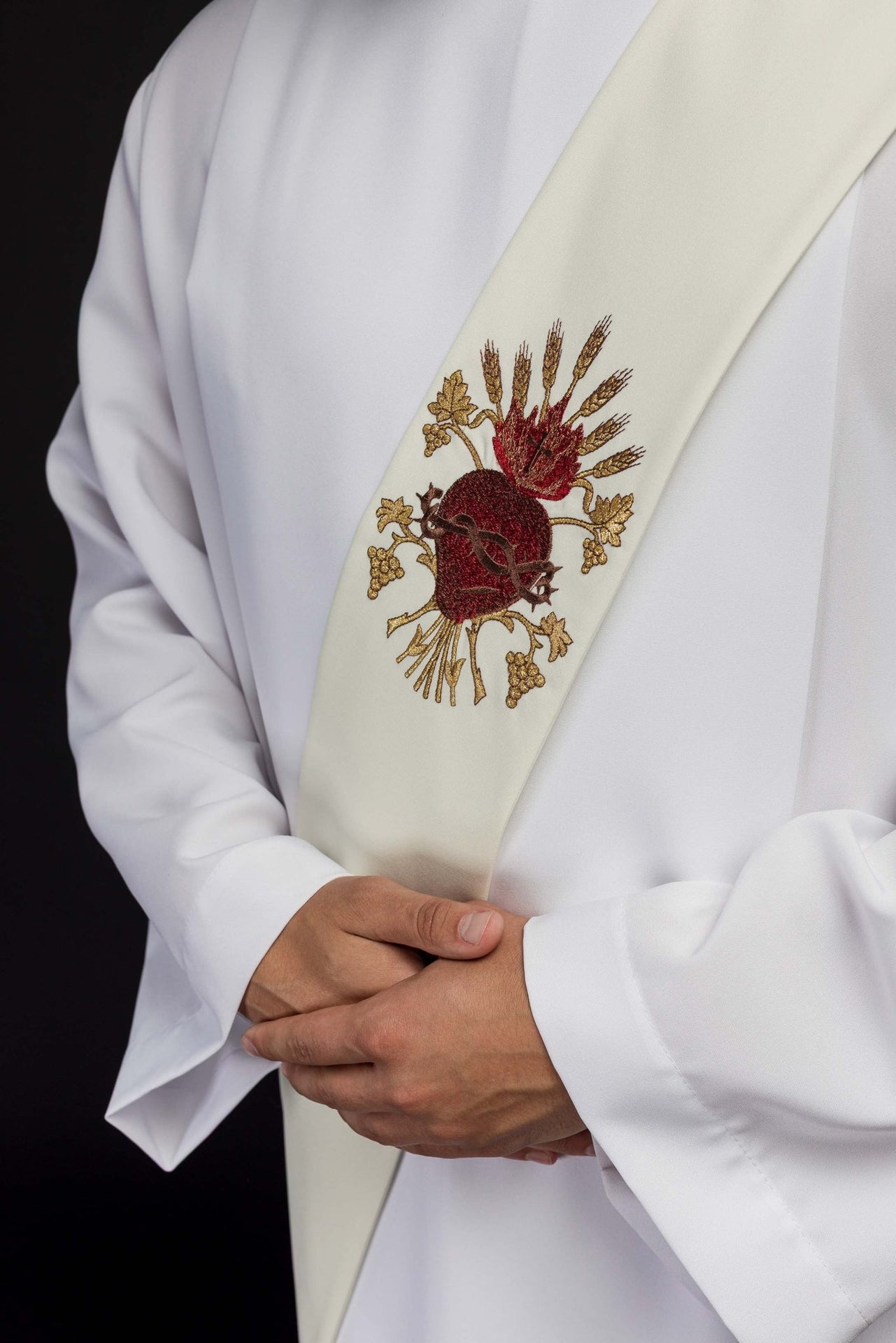 Stuła Diakońska Haftowana Serce Jezusa - Polska Produkcja - SZATYLITURGICZNE.PL