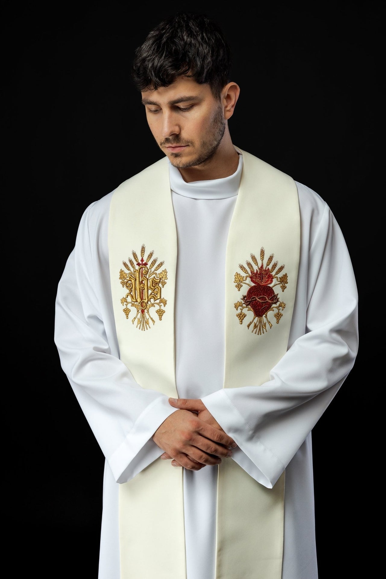 Stuła Kapłańska Ecru Haft Krzyż IHS Serce Jezusowe - SZATYLITURGICZNE.PL