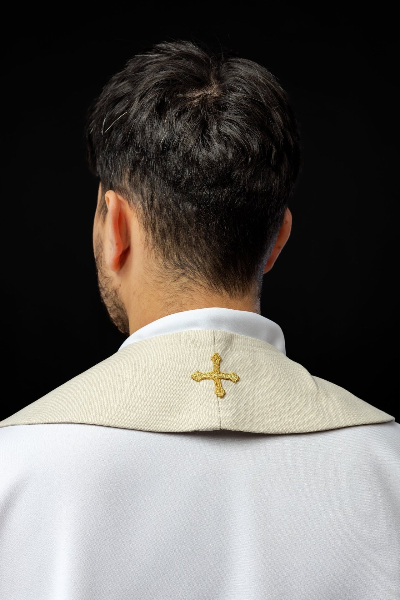 Stuła Kapłańska Ecru Haftowana Krzyżami - Elegancka - SZATYLITURGICZNE.PL