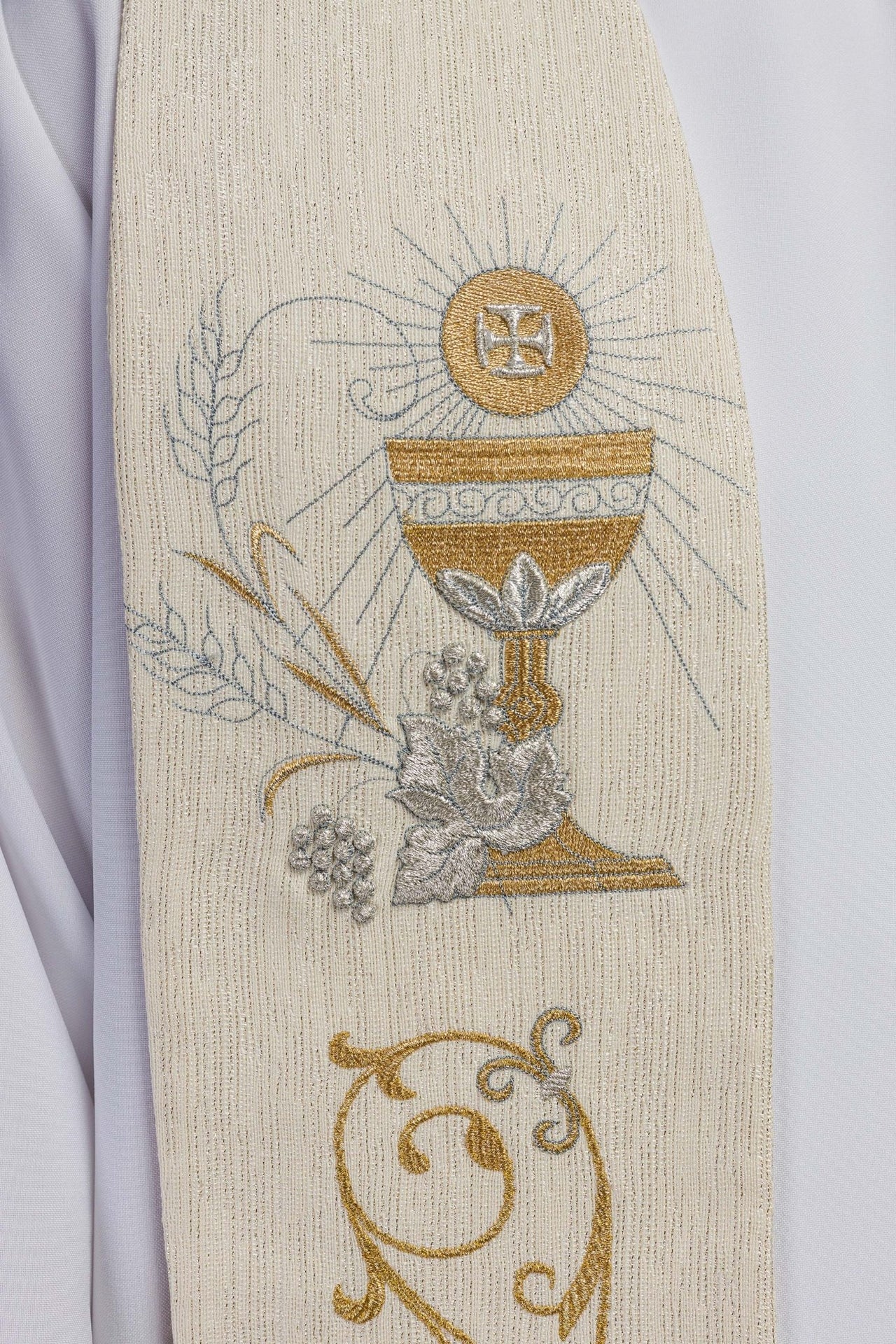 Stuła Kapłańska Ecru IHS Kielich Eucharystyczny - Haft 3D - SZATYLITURGICZNE.PL