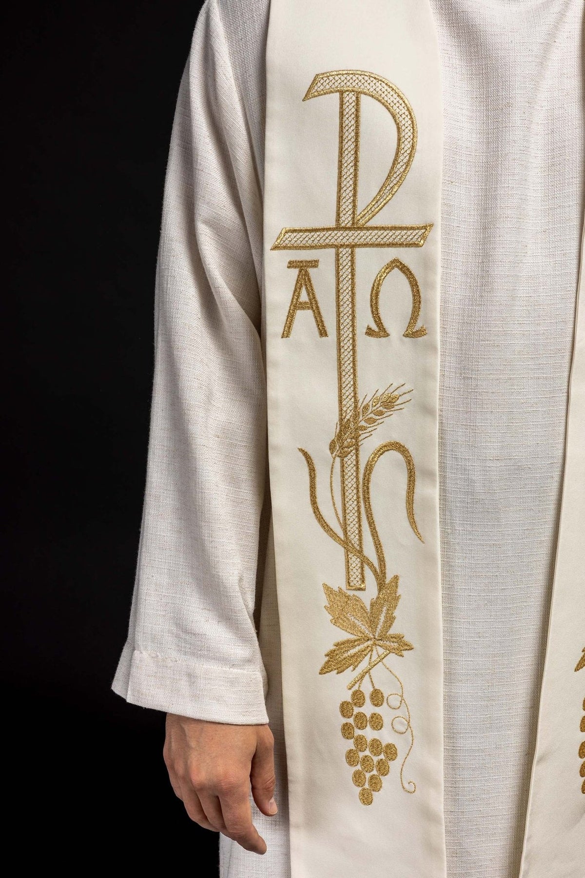 Stuła Kapłańska Ecru z Haftem Alfa i Omega - Elegancka Liturgia - SZATYLITURGICZNE.PL