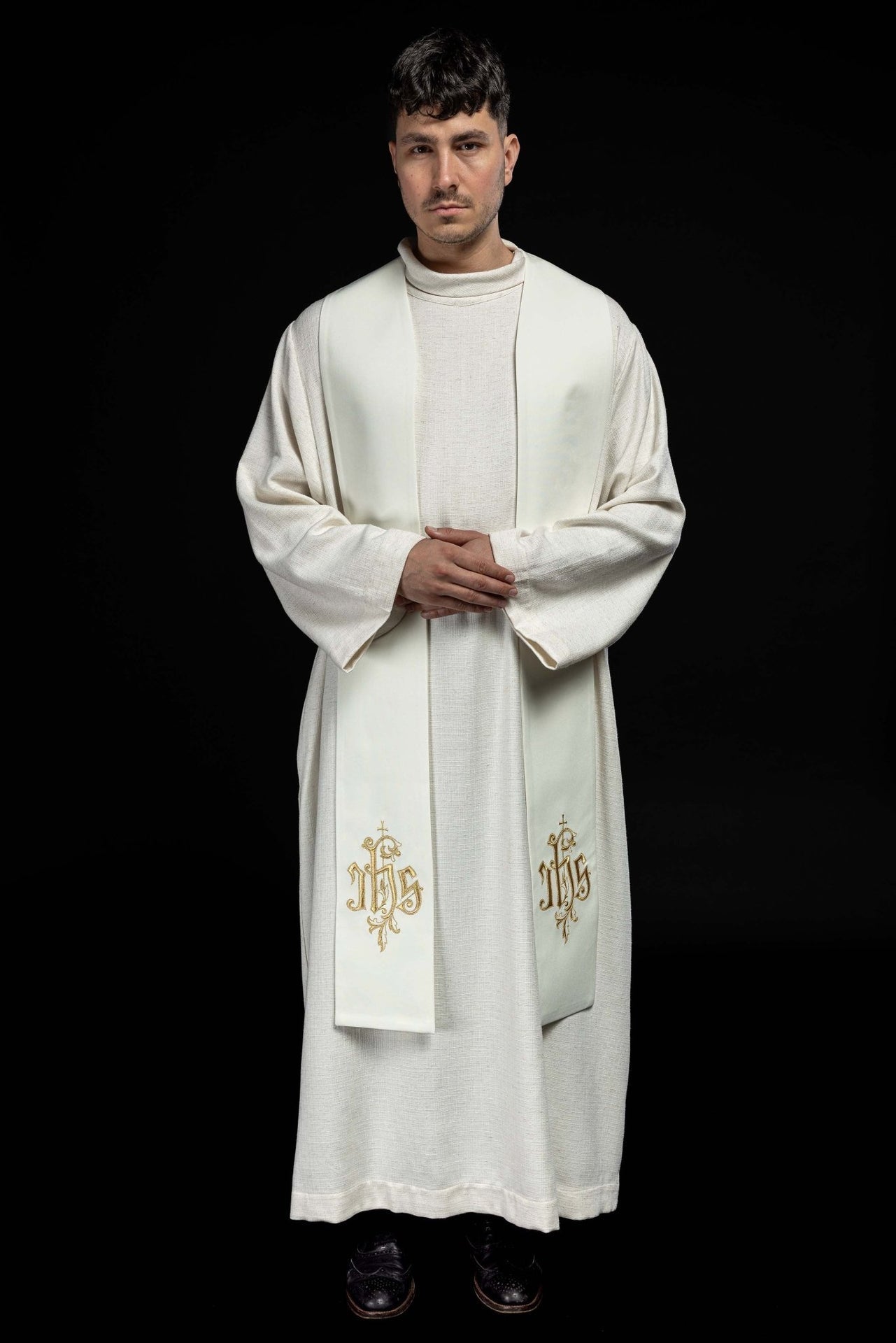 Stuła Kapłańska IHS Haftowana - Liturgiczna Elegancja z Polski - SZATYLITURGICZNE.PL