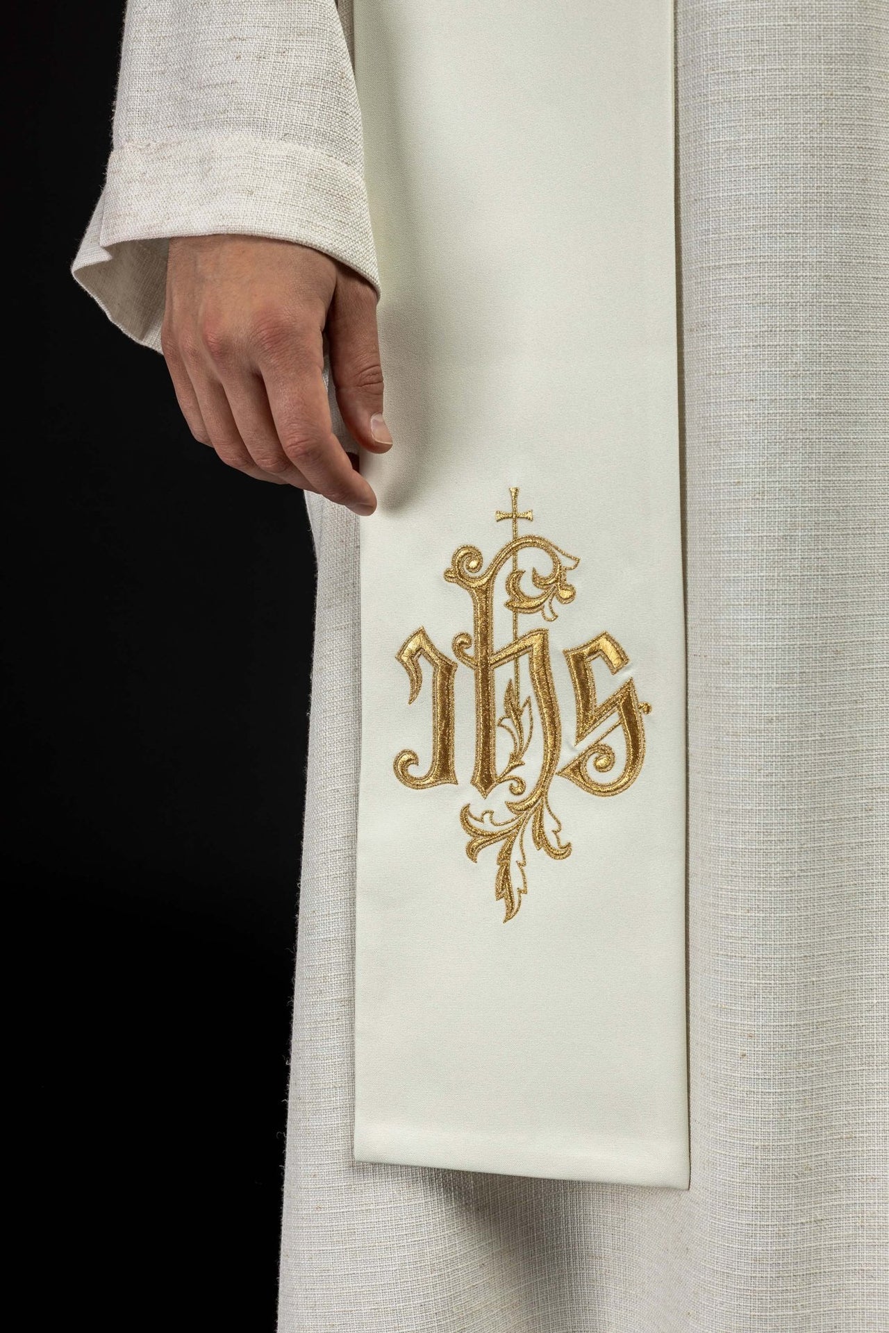 Stuła Kapłańska IHS Haftowana - Liturgiczna Elegancja z Polski - SZATYLITURGICZNE.PL