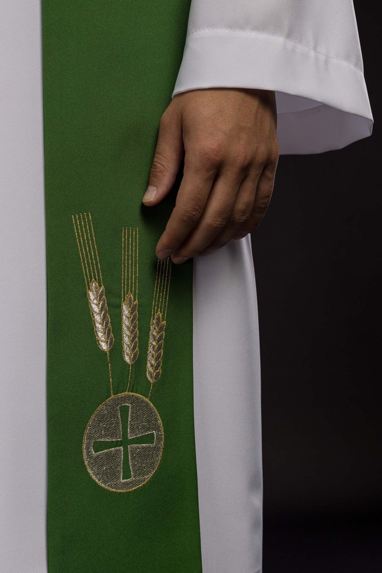 Stuła Kapłańska Zielona Haftowana Kielich - Kłosy - Winogrona - SZATYLITURGICZNE.PL