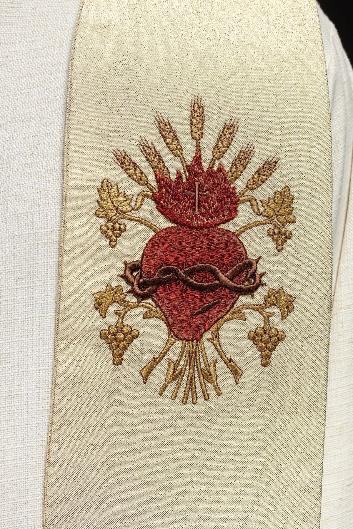 Stuła Kapłańska Złota Haftowana Krzyż IHS Serce - Polska Produkcja - SZATYLITURGICZNE.PL