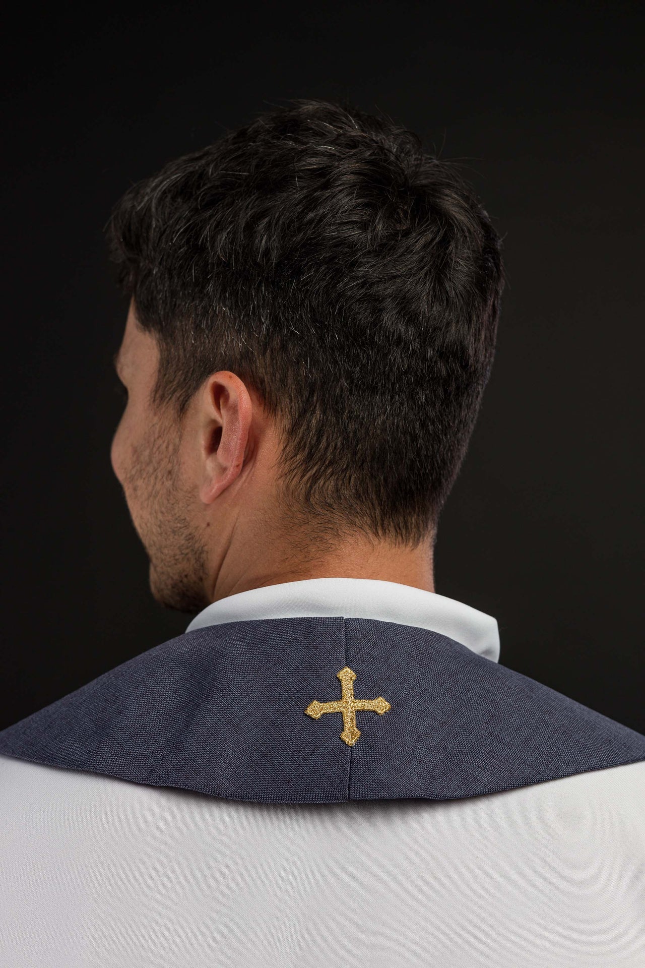 Stuła Liturgiczna Aksamitna IHS Fioletowa - Bogaty Haft - SZATYLITURGICZNE.PL