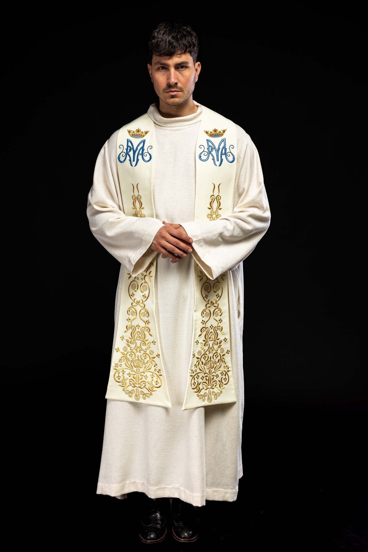 Stuła Maryjna Haftowana Ecru z Koroną - Szaty Liturgiczne - SZATYLITURGICZNE.PL