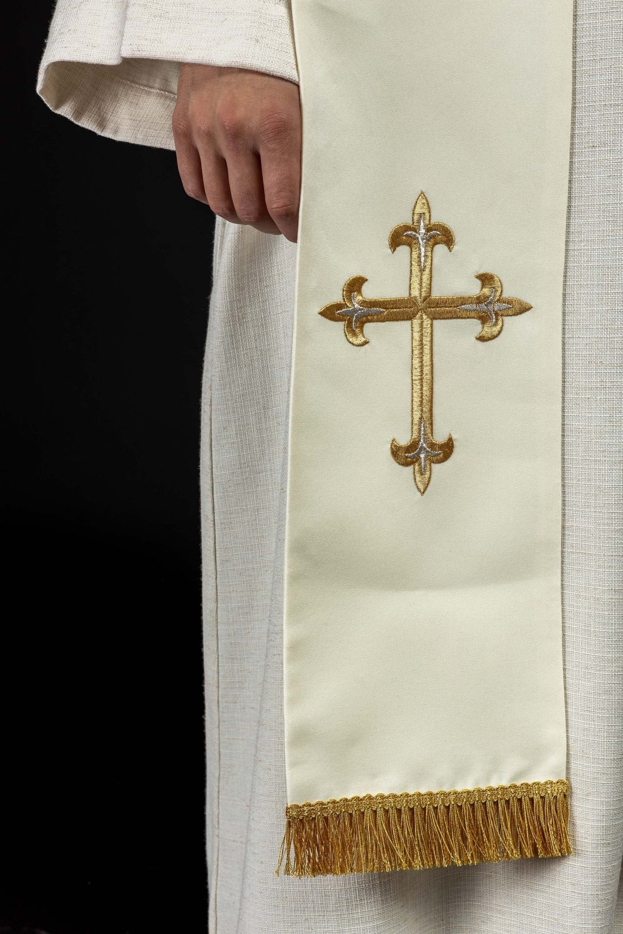 Stuła Maryjna Haftowana Matka Boska Częstochowska - Królowa Polski - SZATYLITURGICZNE.PL