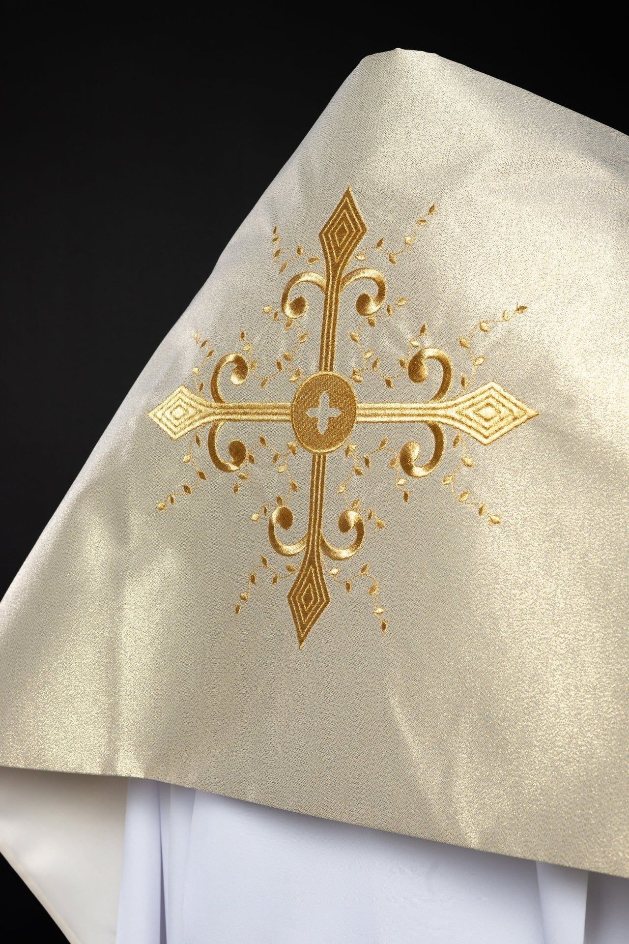 Welon Naramienny Liturgiczny Złoty Krzyż Haft - Polska Produkcja - SZATYLITURGICZNE.PL