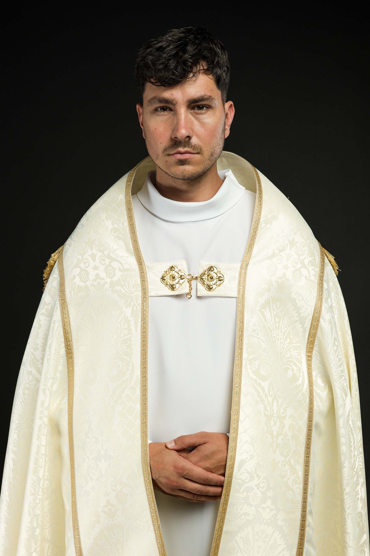 Żakardowa kapa rzymska gładka - SZATYLITURGICZNE.PL