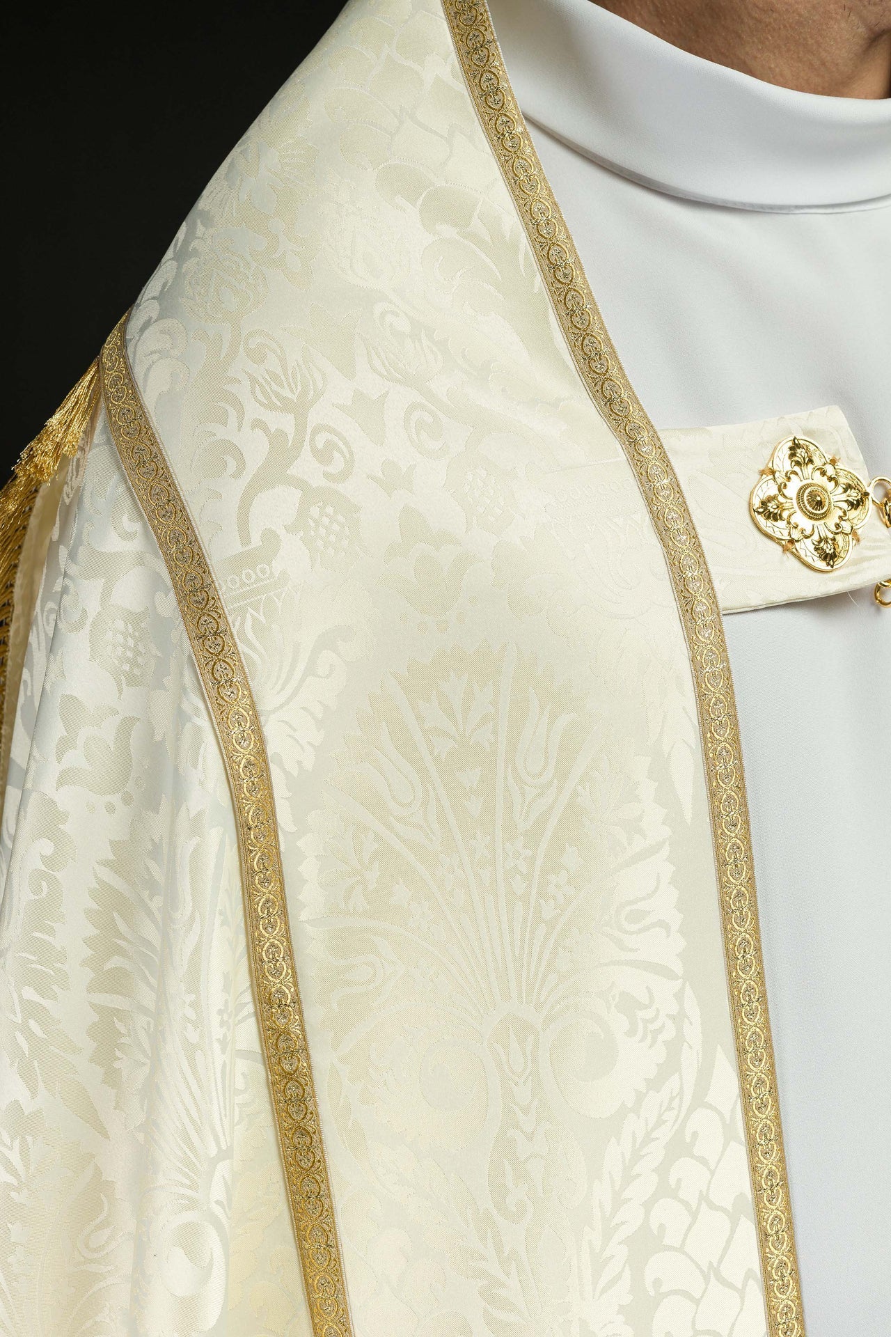 Żakardowa kapa rzymska gładka - SZATYLITURGICZNE.PL