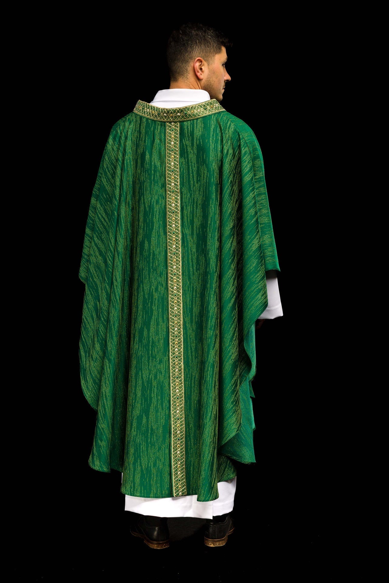 Zielony Ornat Liturgiczny Haftowany - Pas i Kołnierz z Kamieniami - SZATYLITURGICZNE.PL