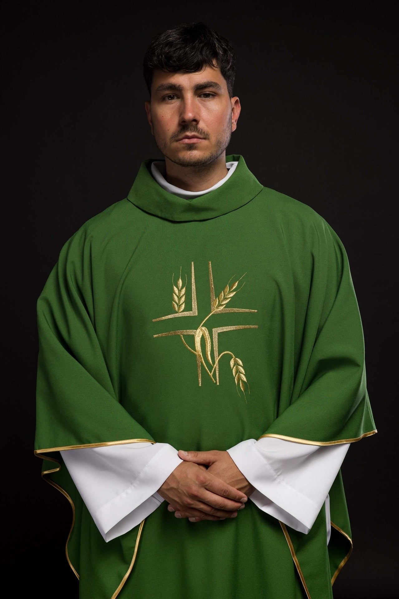 Zielony Ornat Liturgiczny Krzyż i Kłosy Haft - Polska Produkcja - SZATYLITURGICZNE.PL