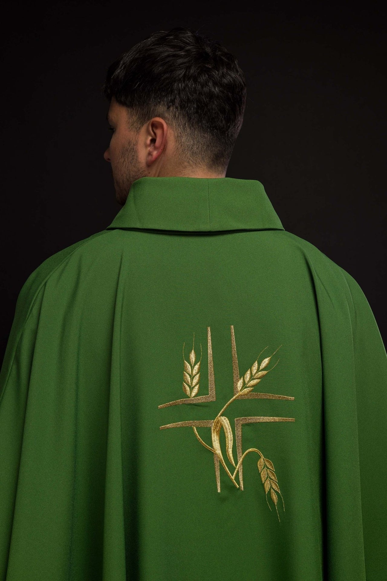 Zielony Ornat Liturgiczny Krzyż i Kłosy Haft - Polska Produkcja - SZATYLITURGICZNE.PL